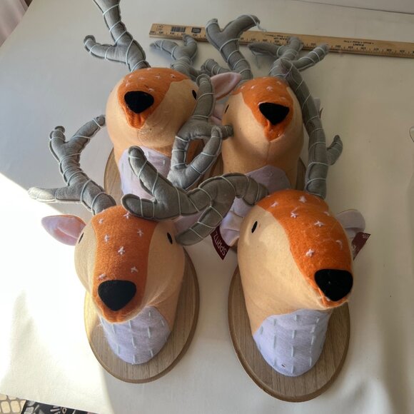 Felt Christmas Deer Head Wall Decor Orange and Gray deer head Decor - Picture 10 of 10